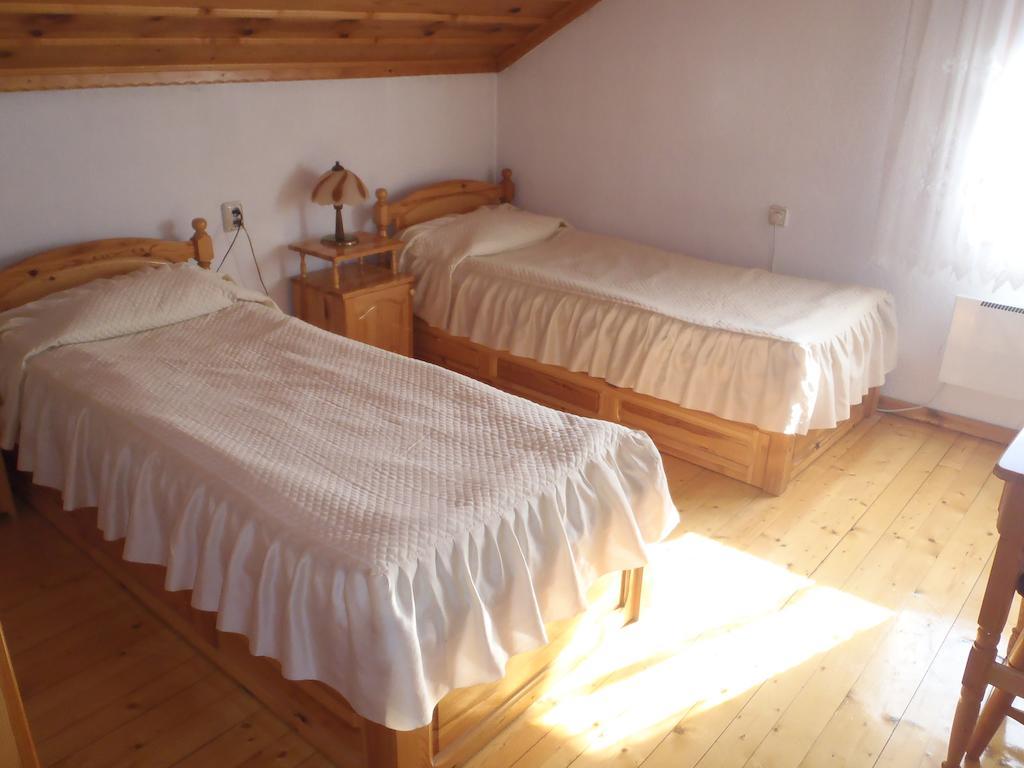 Guest House チェペラレ エクステリア 写真